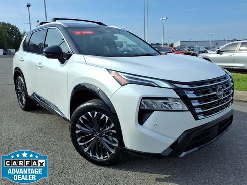 Used 2026 Nissan Rogue Platinum w/ Platinum Premium Package AWD/4WD image 1