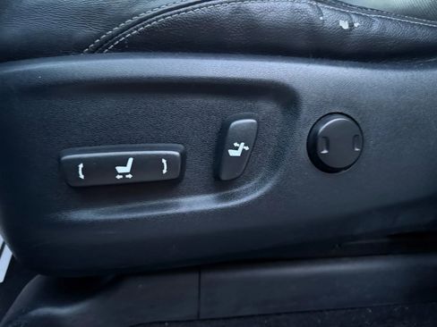 Used 2016 Toyota 4Runner Limited image 20