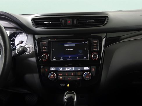 Certified 2022 Nissan Rogue Sport SV w/ Technology Package image 28