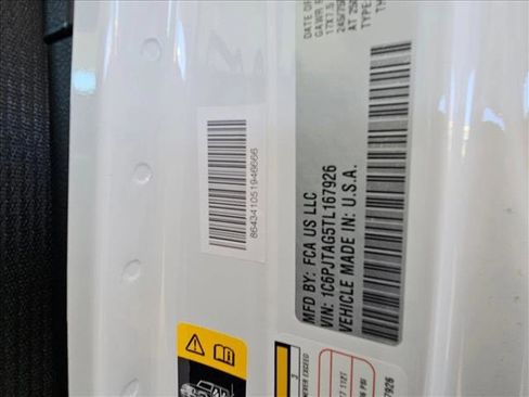 New 2026 Jeep Gladiator Sport image 17