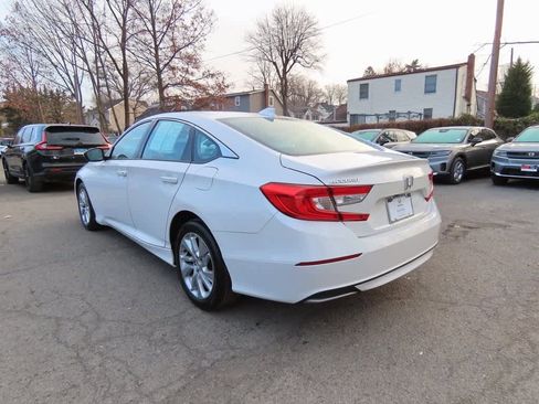 Certified 2020 Honda Accord LX image 4