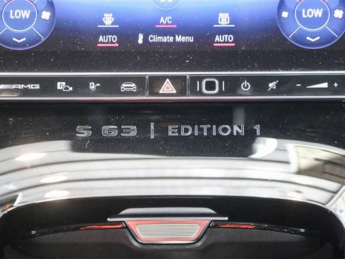Used 2024 Mercedes-Benz S 63 AMG S image 16