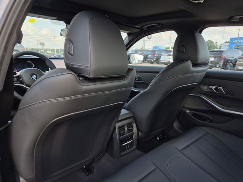 New 2026 BMW 330i Sedan w/ M Sport Package RWD image 17