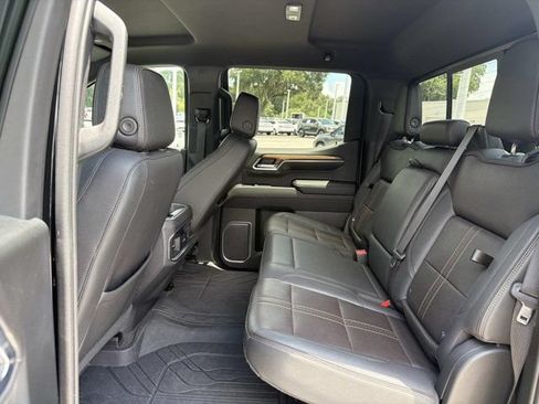 Used 2023 Chevrolet Silverado 1500 High Country w/ Technology Package AWD/4WD image 15