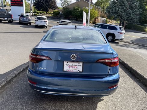 Used 2019 Volkswagen Jetta S w/ Driver Assistance Package FWD image 5
