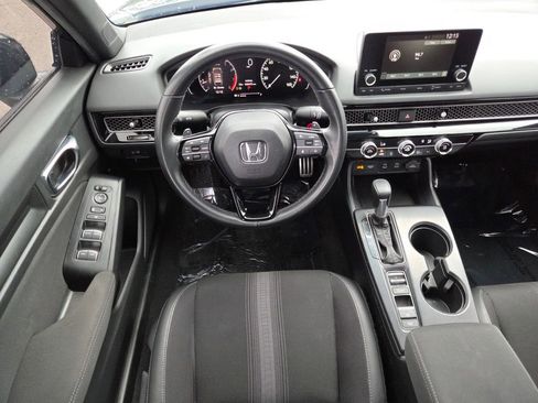 Used 2025 Honda Civic Sport image 19