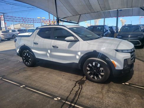 Used 2025 Hyundai Santa Cruz SEL image 13