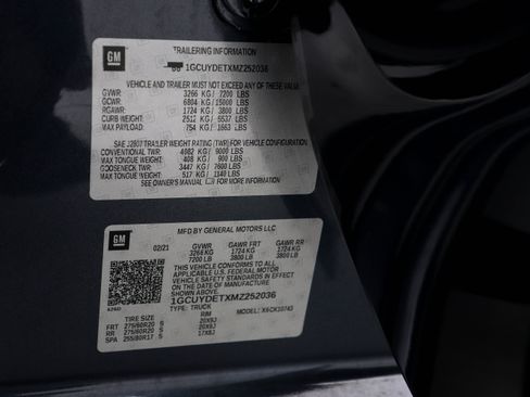 Used 2021 Chevrolet Silverado 1500 LT w/ All Star Edition Plus image 38