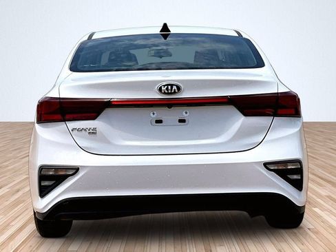 Used 2021 Kia Forte Sedan FWD image 4