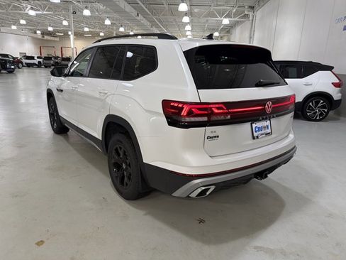 New 2026 Volkswagen Atlas Peak Edition AWD/4WD image 6