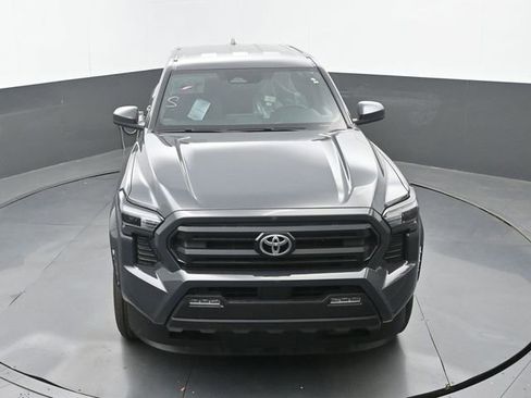 Used 2026 Toyota Tacoma SR5 RWD image 14