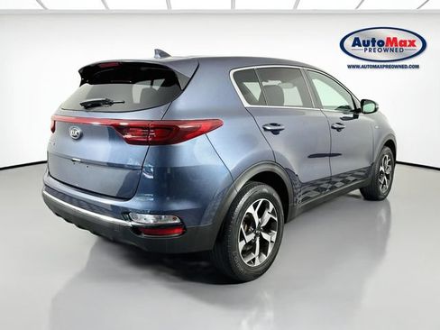 Used 2020 Kia Sportage LX w/ LX Popular Package AWD/4WD image 2