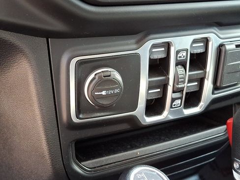 Certified 2021 Jeep Wrangler Unlimited Sport AWD/4WD image 22