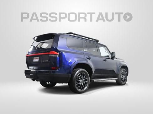 Used 2025 Lexus GX 550 w/ Accessory Package (2T) AWD/4WD image 6