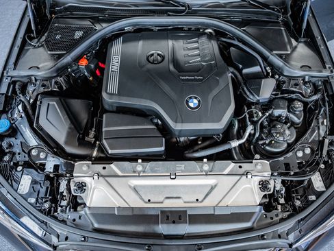 Used 2023 BMW 330i xDrive Sedan w/ M Sport Package image 22