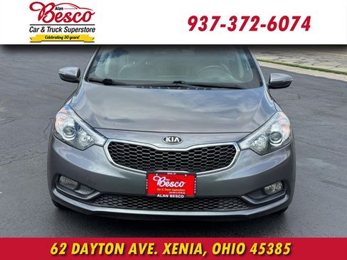 Used 2015 Kia Forte EX w/ EX Premium Package image 2