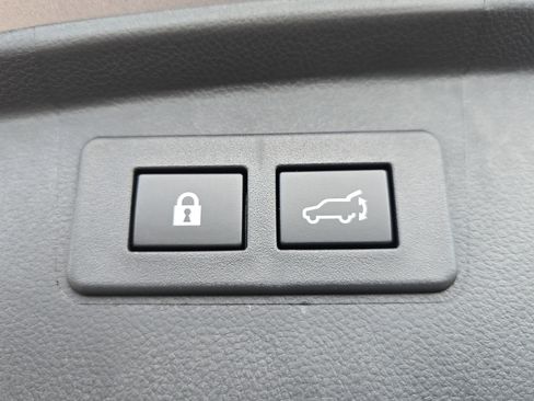 New 2025 Subaru Outback Premium image 17