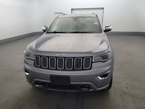 Used 2018 Jeep Grand Cherokee Overland AWD/4WD image 15