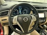 Used 2016 Nissan Rogue SV w/ SV Premium Package image 3