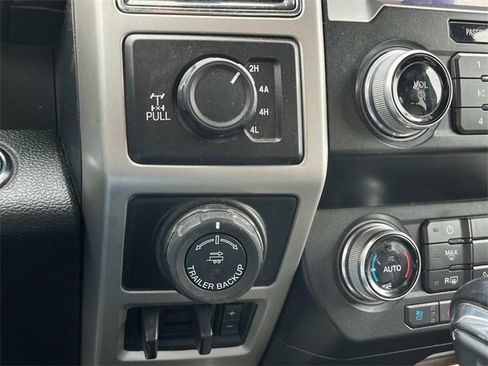 Used 2020 Ford F150 Lariat w/ Equipment Group 502A Luxury image 11