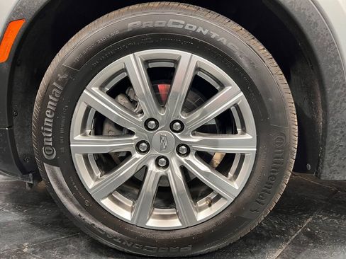 Used 2021 Cadillac XT4 Premium Luxury AWD/4WD image 31