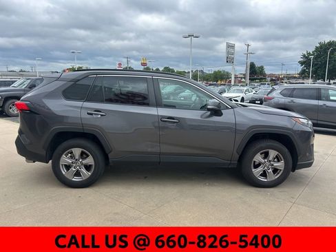 Used 2024 Toyota RAV4 XLE AWD/4WD image 5