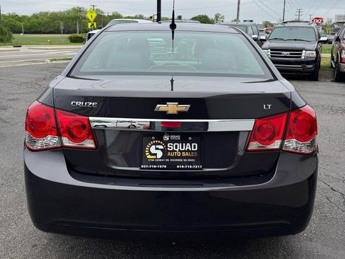 Used 2014 Chevrolet Cruze LT w/ Technology Package FWD image 4