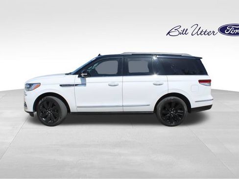 Used 2024 Lincoln Navigator Black Label AWD/4WD image 8