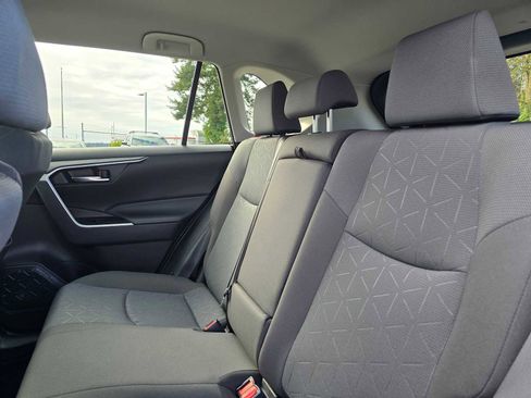 Certified 2025 Toyota RAV4 XLE image 17