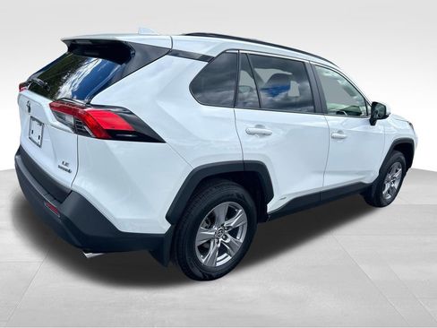 Certified 2023 Toyota RAV4 LE AWD/4WD image 6