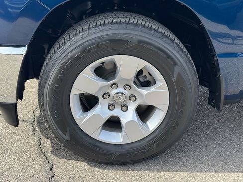 Used 2023 RAM 1500 Big Horn image 10