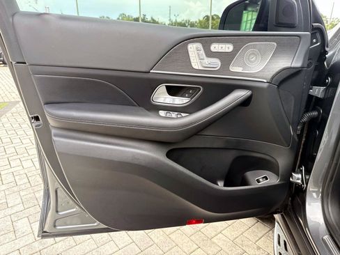 Certified 2026 Mercedes-Benz GLS 450 4MATIC image 18