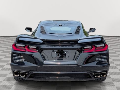 Used 2023 Chevrolet Corvette Stingray Premium Cpe w/ Z51 Performance Package RWD image 4
