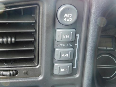 Used 2000 Chevrolet Silverado 1500 LT image 14