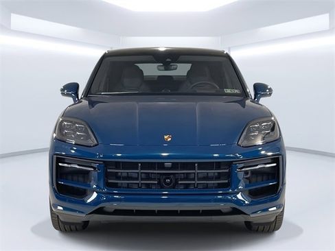 New 2026 Porsche Cayenne S image 10