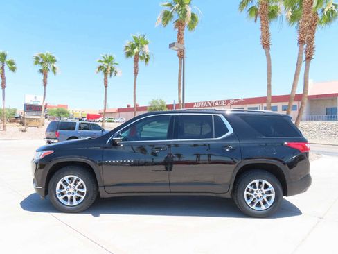 Used 2020 Chevrolet Traverse LT FWD image 4