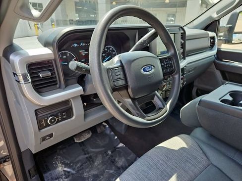 Used 2025 Ford F250 XLT w/ FX4 Off-Road Package AWD/4WD image 11
