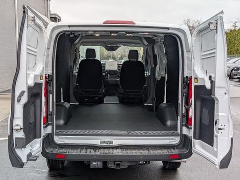 New 2026 Ford Transit 250 Low Roof RWD image 25