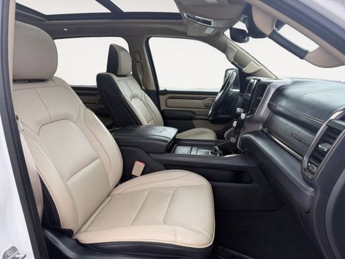 Used 2019 RAM 1500 Limited image 12