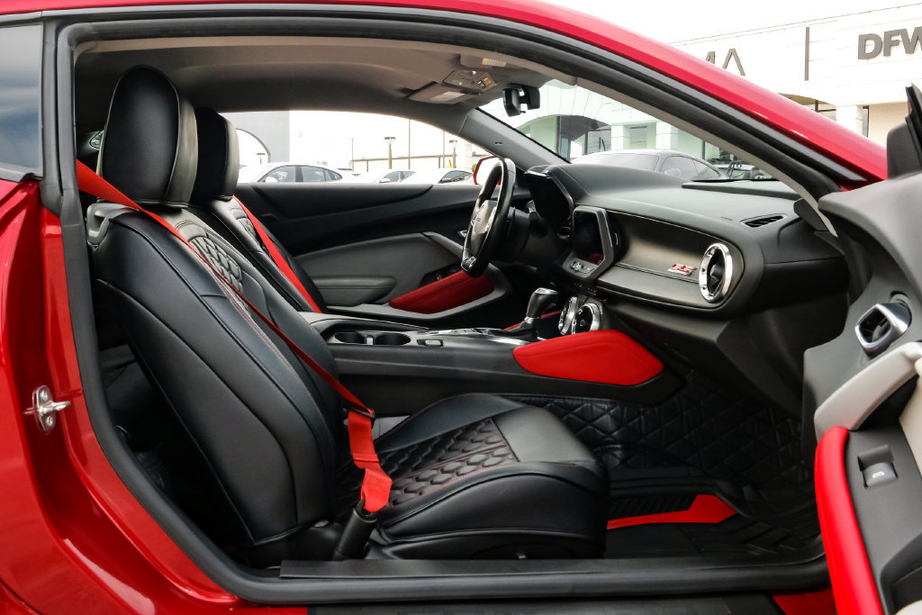 Used 2022 Chevrolet Camaro SS RWD image 35