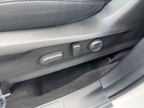 Certified 2023 Subaru Forester Premium AWD/4WD image 21