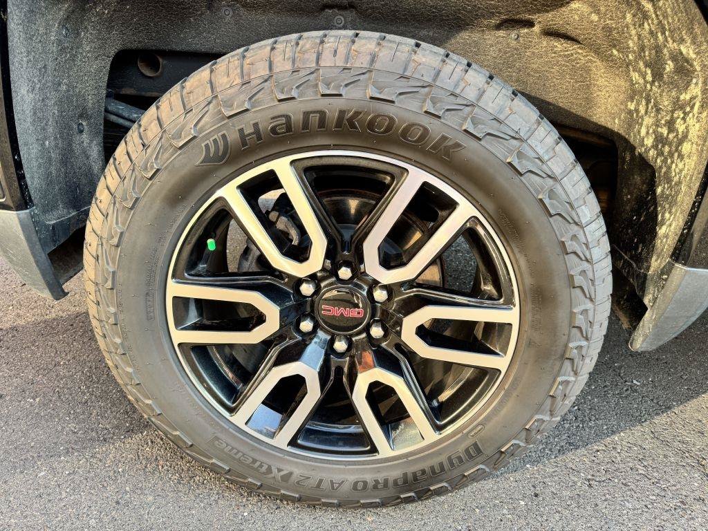 Used 2019 GMC Sierra 1500 AT4 w/ AT4 Premium Package AWD/4WD image 21