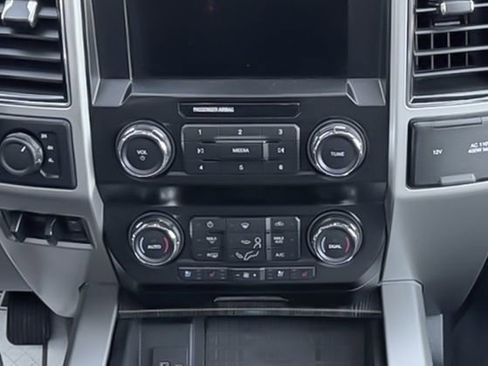 Used 2020 Ford F250 Lariat w/ Lariat Ultimate Package image 18