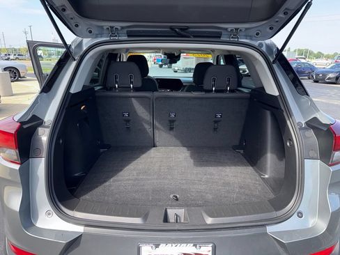 Used 2025 Chevrolet TrailBlazer LT AWD/4WD image 15