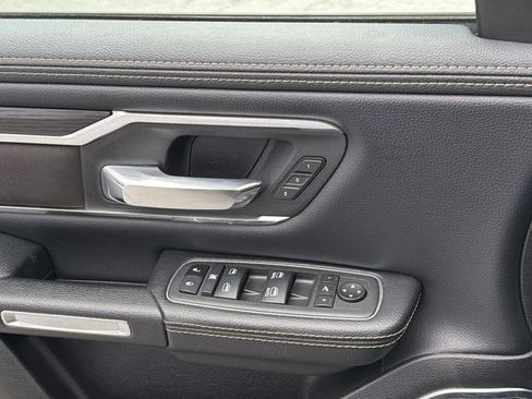 Used 2024 RAM 1500 Laramie image 18