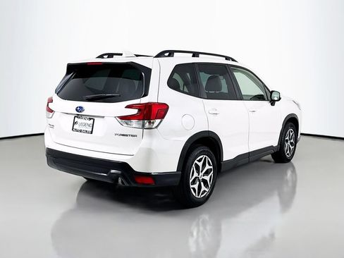 Used 2022 Subaru Forester Premium AWD/4WD image 4