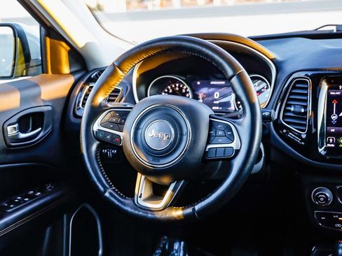 Used 2020 Jeep Compass Limited w/ Safety & Security Group image 17