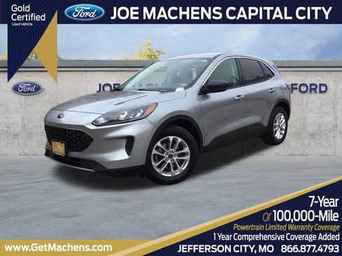 Used 2022 Ford Escape SE image 2