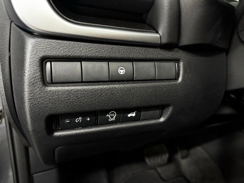 New 2026 Nissan Rogue SV AWD/4WD image 22