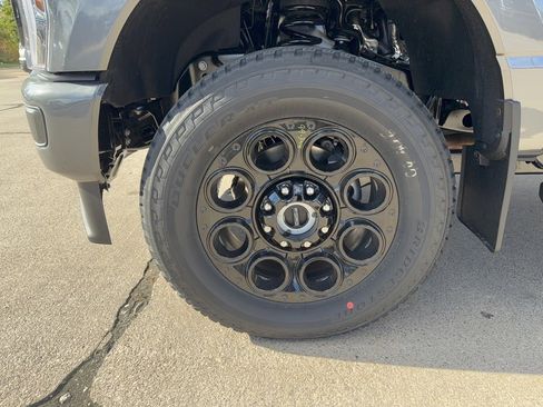 New 2026 Ford F350 XLT w/ XLT Premium Package image 9